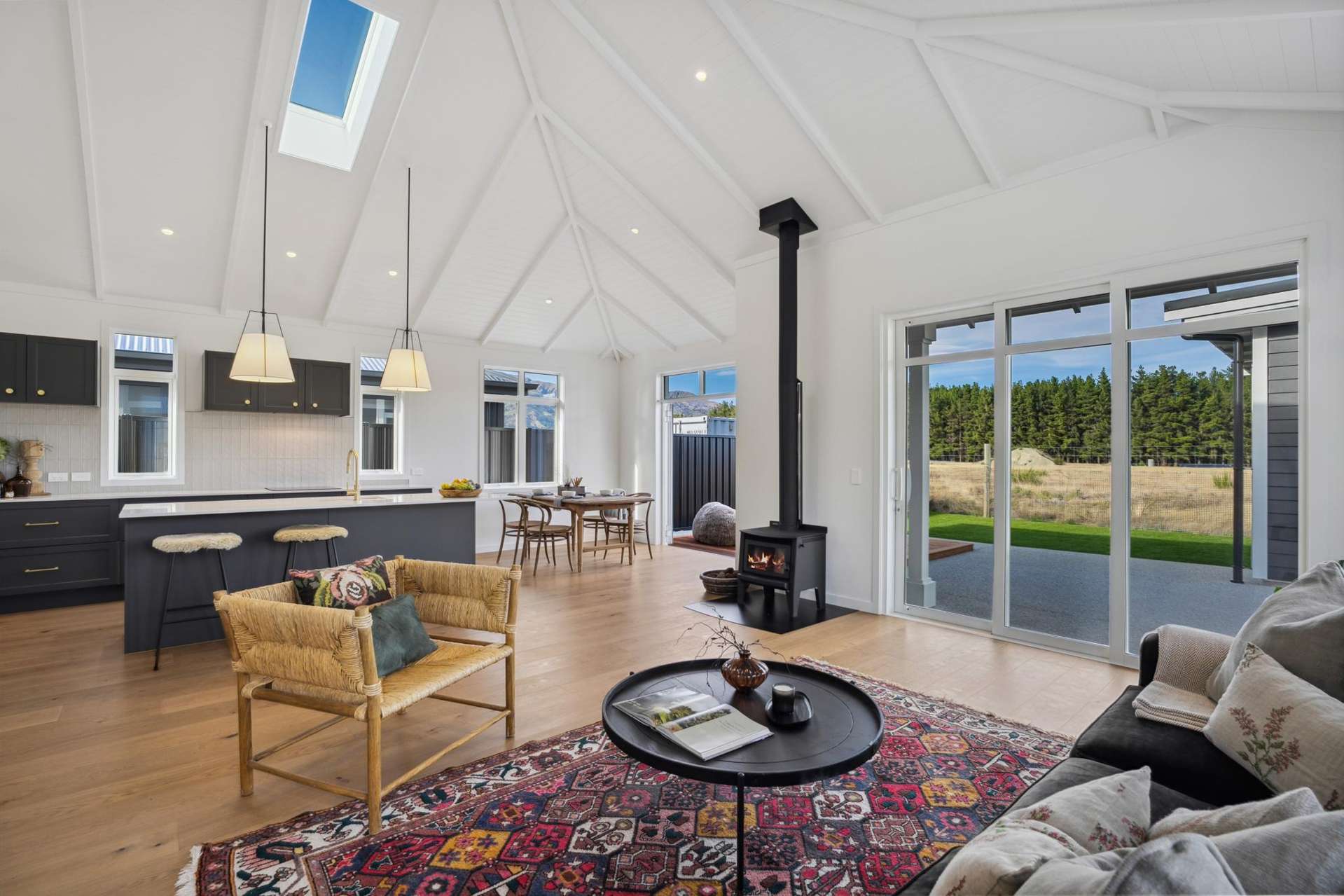 105 Burdon Loop Lake Hawea_0