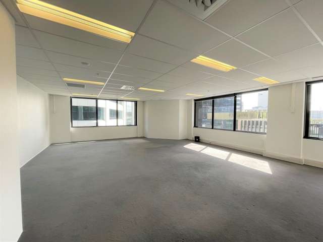 AON Centre/29 Customs Street West Auckland Central_2