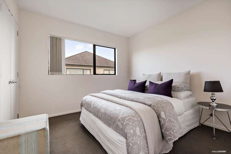 1 Silverwood Drive Flat Bush_8