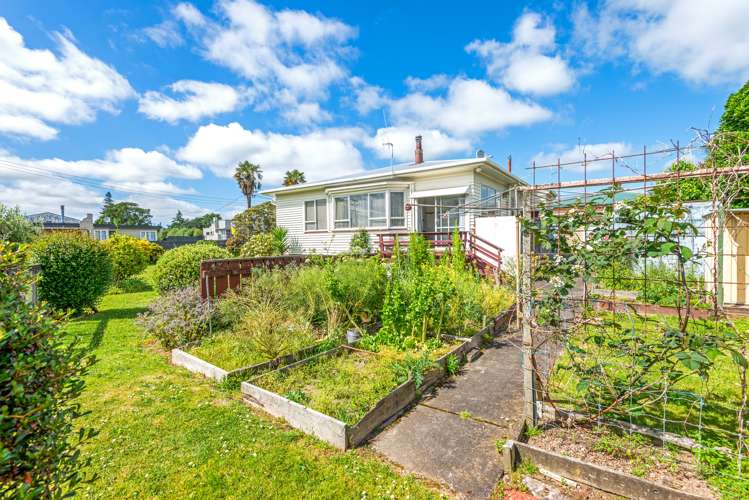 38 Albert Street Pahiatua_6