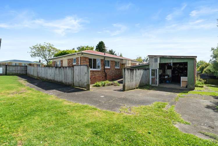15 & 15A Freyberg Crescent Pukekohe_24