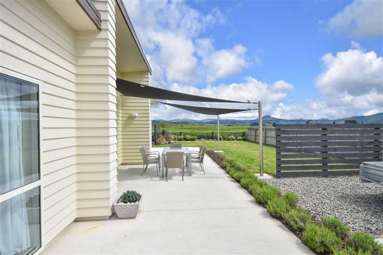 1247 Coast Road Karitane_3