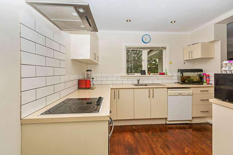 24 Matipo Road Te Atatu Peninsula_3