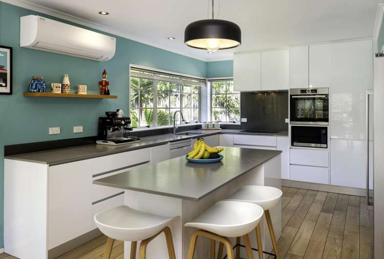 26 Bernie Edwards Place Botany Downs_2