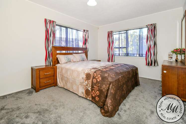 36 Eugenia Rise Totara Heights_5