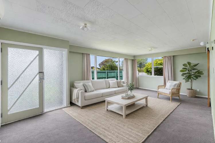 36 Toru Road Paraparaumu Beach_1