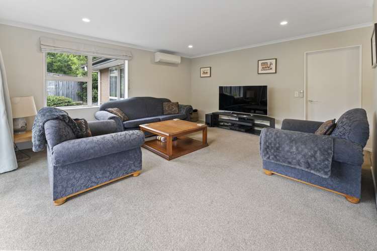 9 Olivias Place Stoke_4