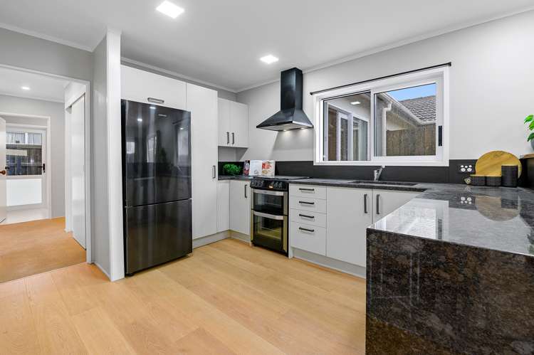 24c Grey Street Glenholme_9