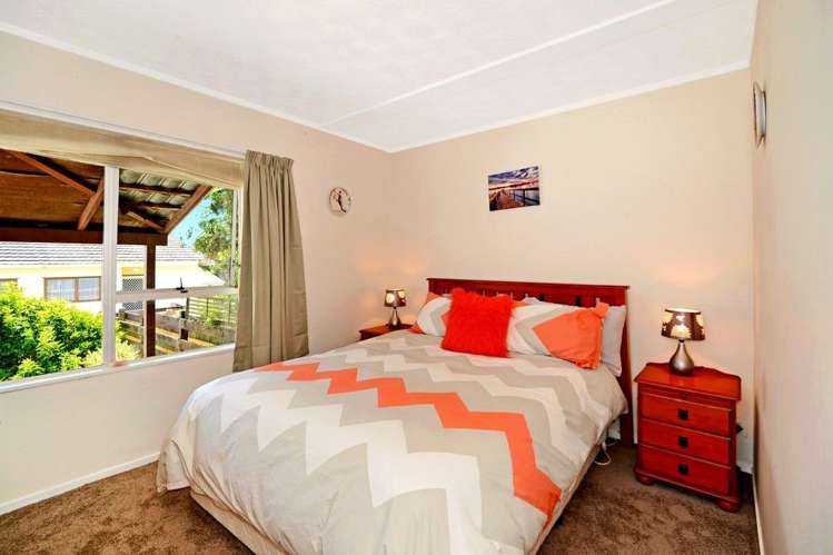 2/20 Hellyers Street Birkdale_5