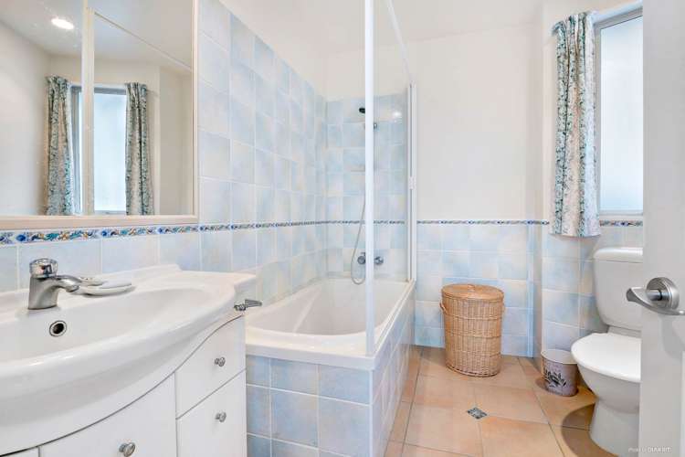 56 Turama Road Royal Oak_16