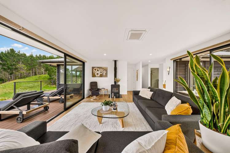 1211b Weranui Road Wainui_7