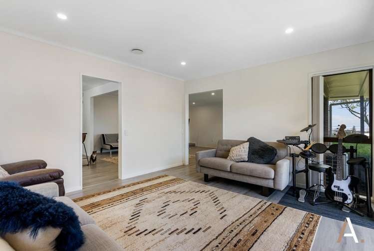 4 Kingsclere Place Goodwood Heights_6