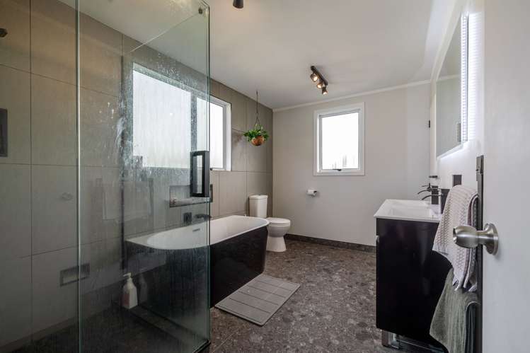 422a Botanical Road West End_29