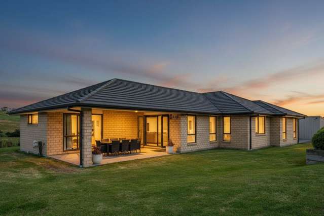 Stunning 4-Bedroom Home in the Country
