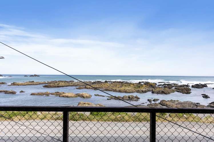 354 The Esplanade Island Bay_8