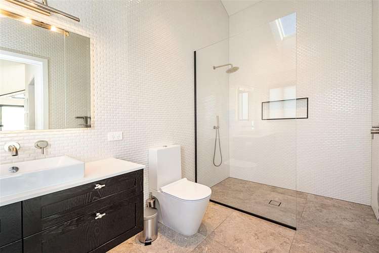 24 Seacliffe Avenue Belmont_14