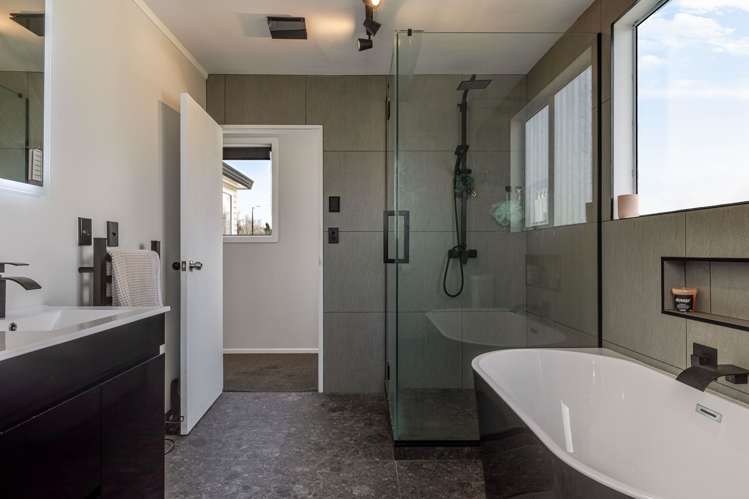 422a Botanical Road West End_27