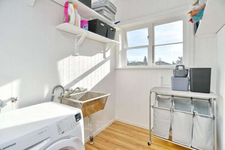 17 Achilles Street Burwood_11