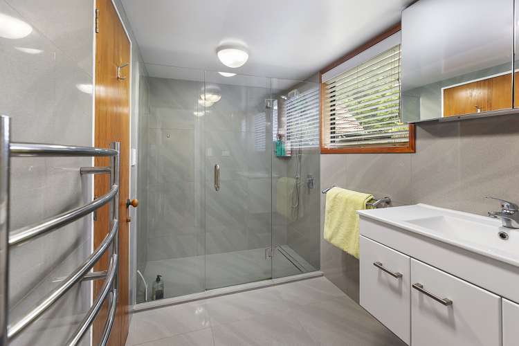 25 Thatcher Crescent Crofton Downs_16