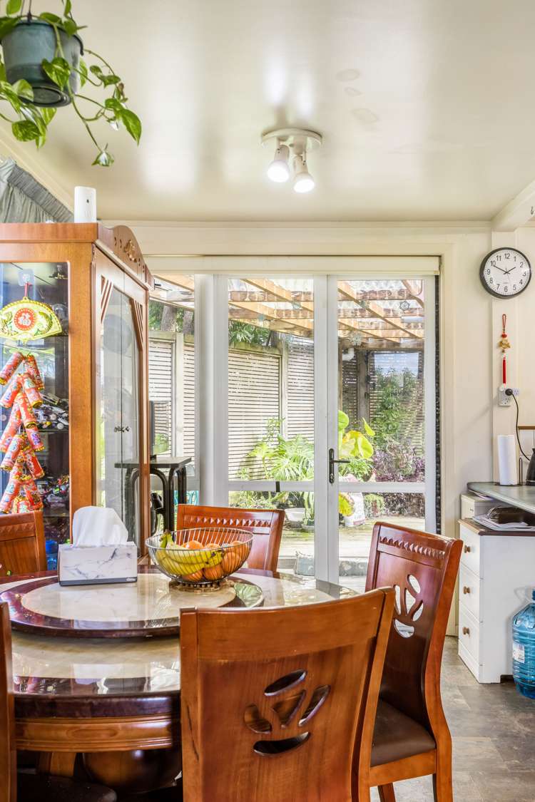 1b Nandana Drive Glen Eden_3