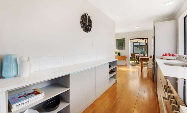 124 Archibald Road Kelston_10