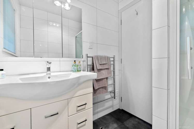 4a Odessa Crescent Saint Heliers_18