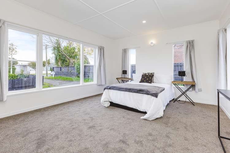 1/40 Churchill Avenue Manurewa_10