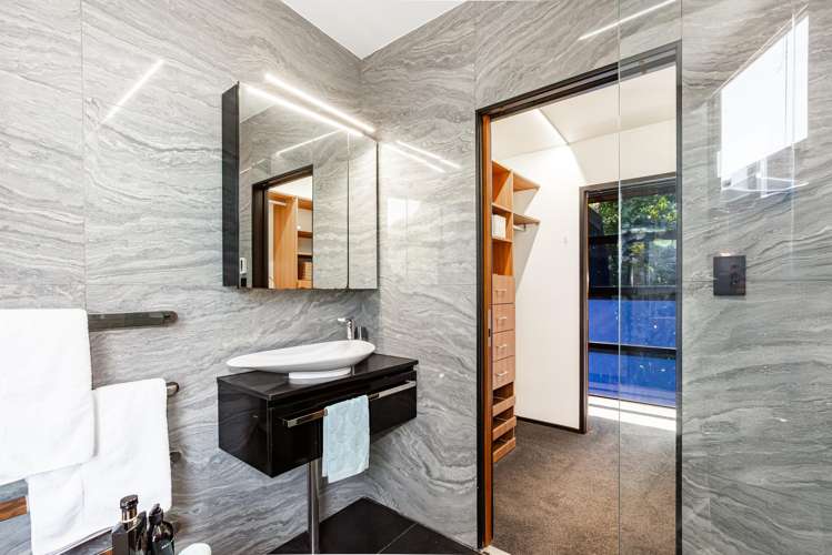 377A Karaka Bay Road Karaka Bays_19