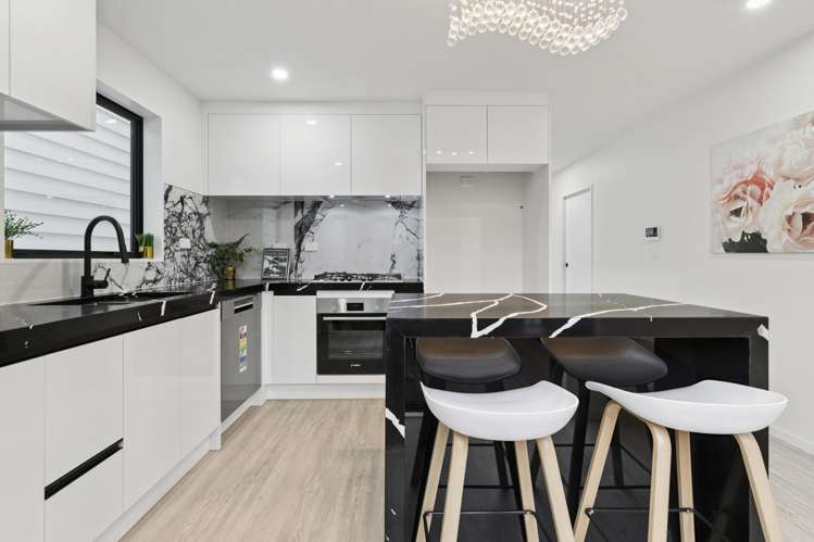 3/6 Pikitea Road Mangere Bridge_29