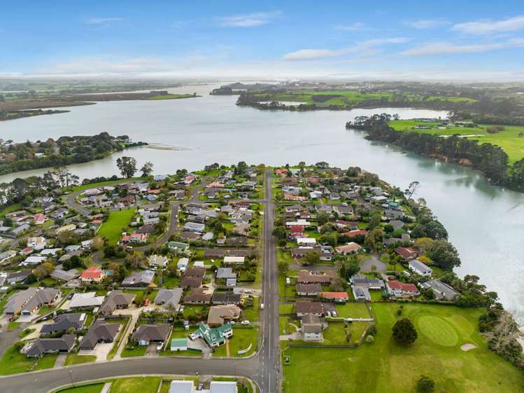 5 Racecourse Road Waiuku_18