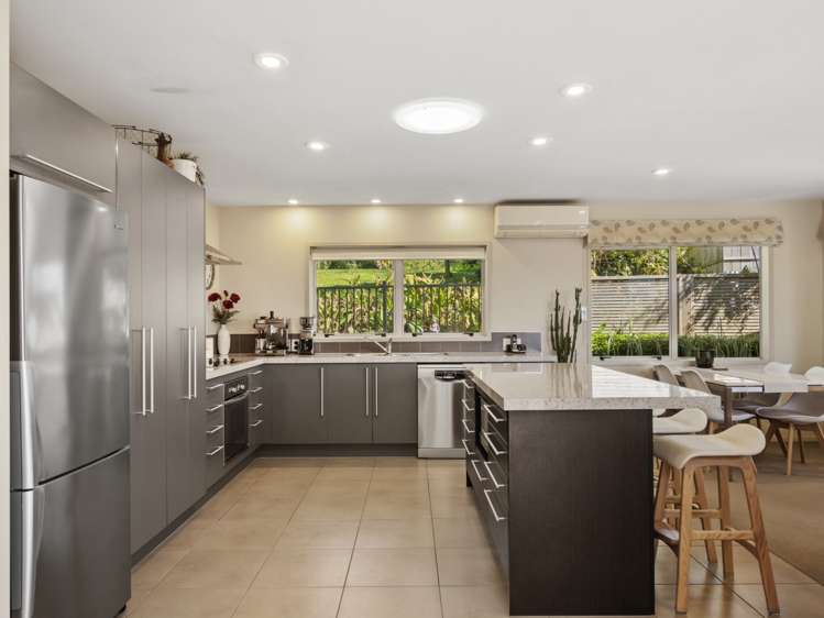 5a Simmonds Grove Greerton_2