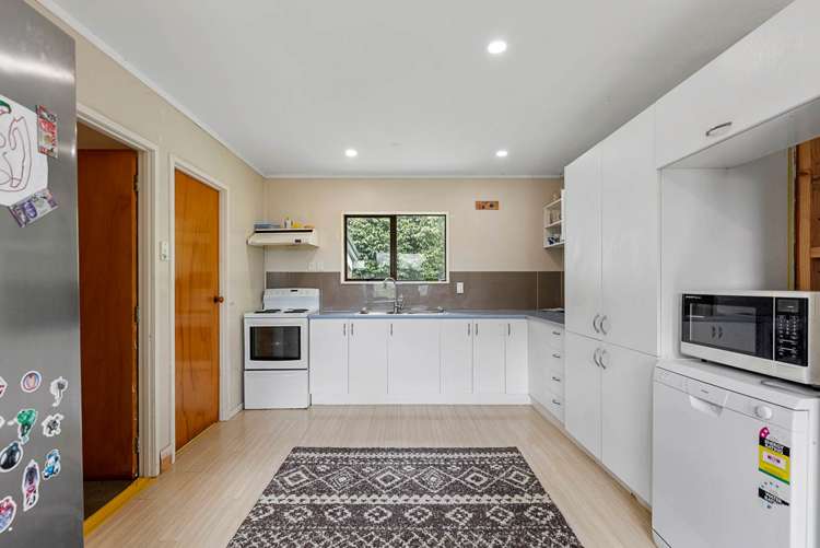 82 Victoria Avenue Waiuku_16