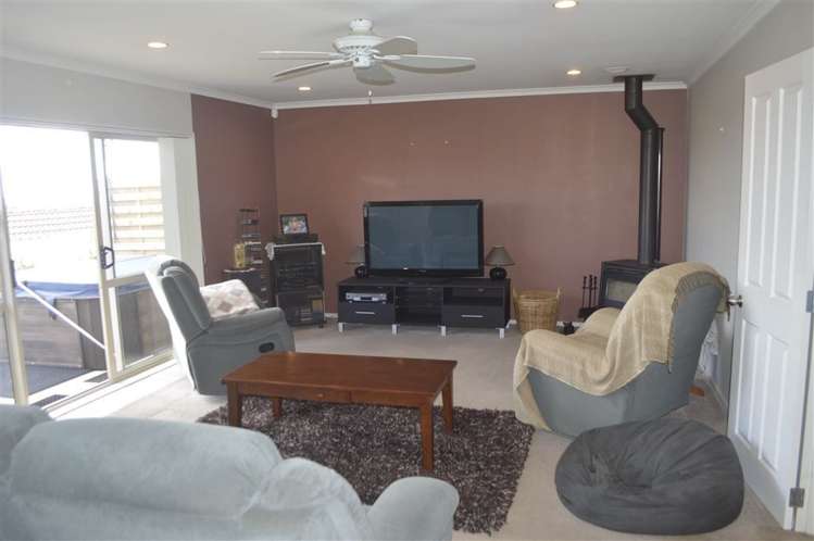 32 Keri Vista Rise Papakura_8