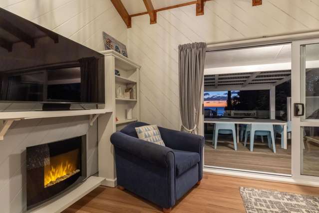 239 Rosetta Road Raumati Beach_1