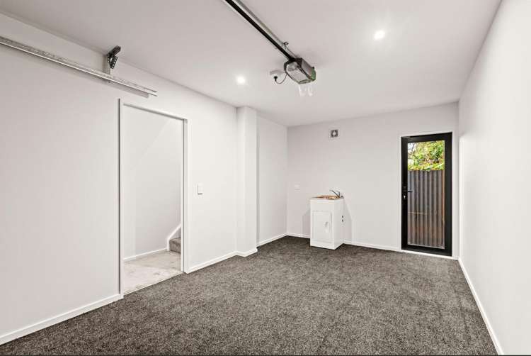 35B Wrights Road Addington_8
