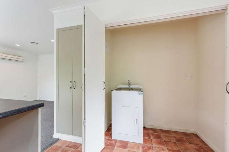 A/61 Wairau Road Picton_3