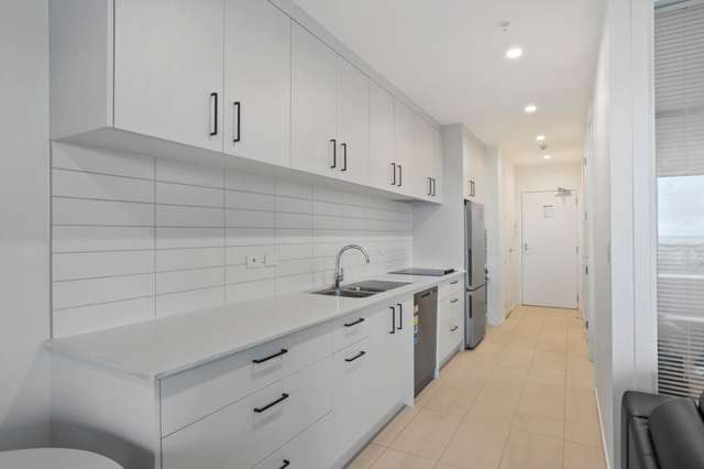 901/8 Waikumete Road Glen Eden_4
