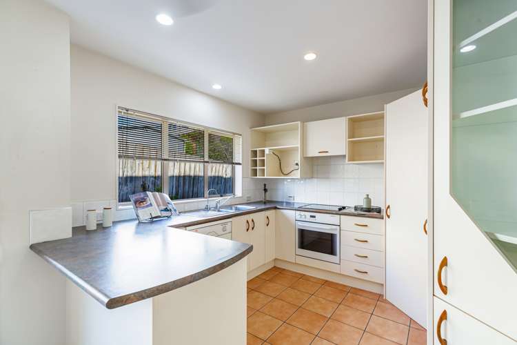 8b Kinross Street Blockhouse Bay_7