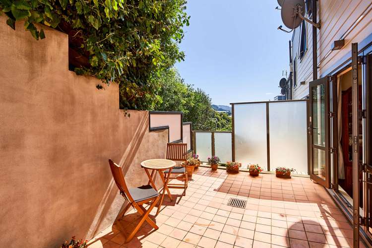 8/240 The Terrace Wellington Central_0