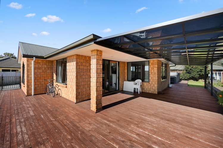 3 Sarah Court Rototuna North_16