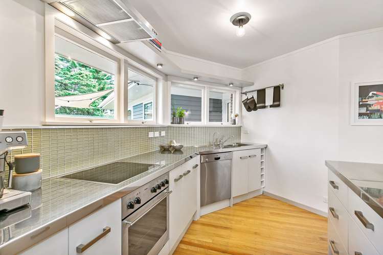 36 Sunnyhaven Avenue Beach Haven_8