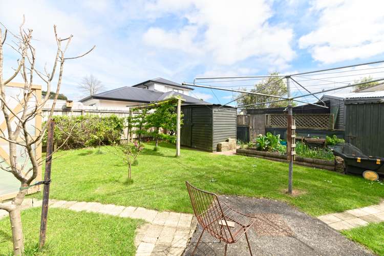 16 Pukeroa Place Papakura_24