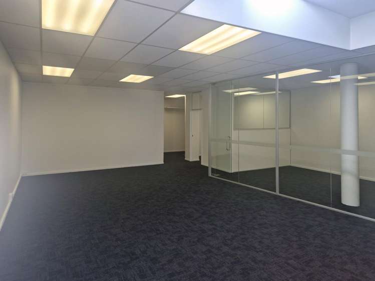 2/57 Mandeville Street Riccarton_11