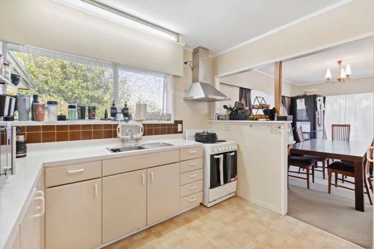16 Bacot Place Howick_9