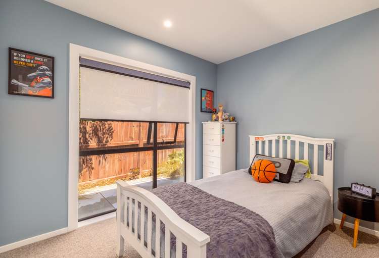 128 Rocking Horse Road Southshore_13