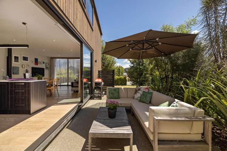 27a Falconer Rise Jacks Point_1