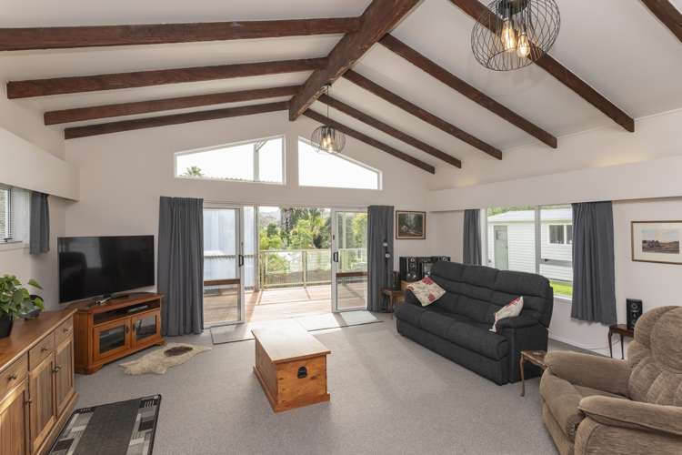 1033 Aberdeen Road Te Hapara_8