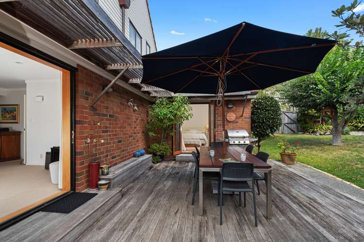 1/4 Elderwood Lane Belmont_12