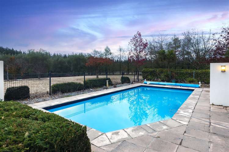 887 Two Chain Road Swannanoa_22