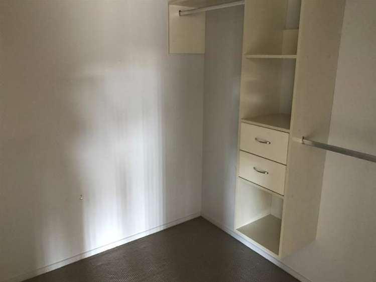 14 Stamford Crescent Flat Bush_9